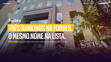 Fachada do Banco Sofisa com logotipo da Forbes e texto "Três rankings na Forbes. O mesmo nome na lista." — reconhecimento do Banco Sofisa como um dos 10 melhores bancos do Brasil em 2026